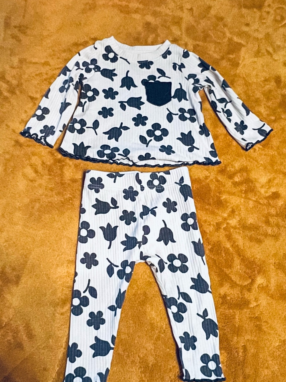 Cat & Jack Girls 2 piece White Ribbed Leggings w/ Black Floral Print Size 0-3 mo